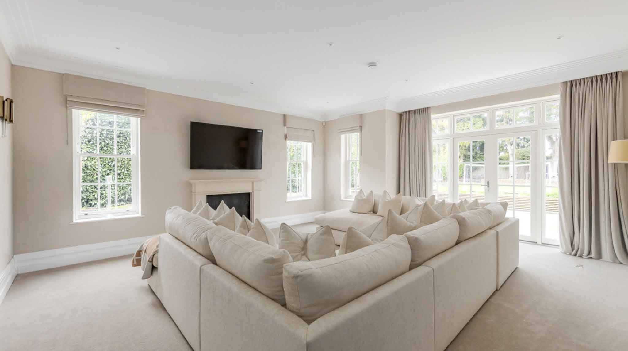 Modern Family Living Room Interior Design – Surrey Home